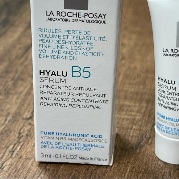 3/$15 LA ROCHE-POSAY Hyalu B5 Anti-aging Serum - Picture 2 of 6